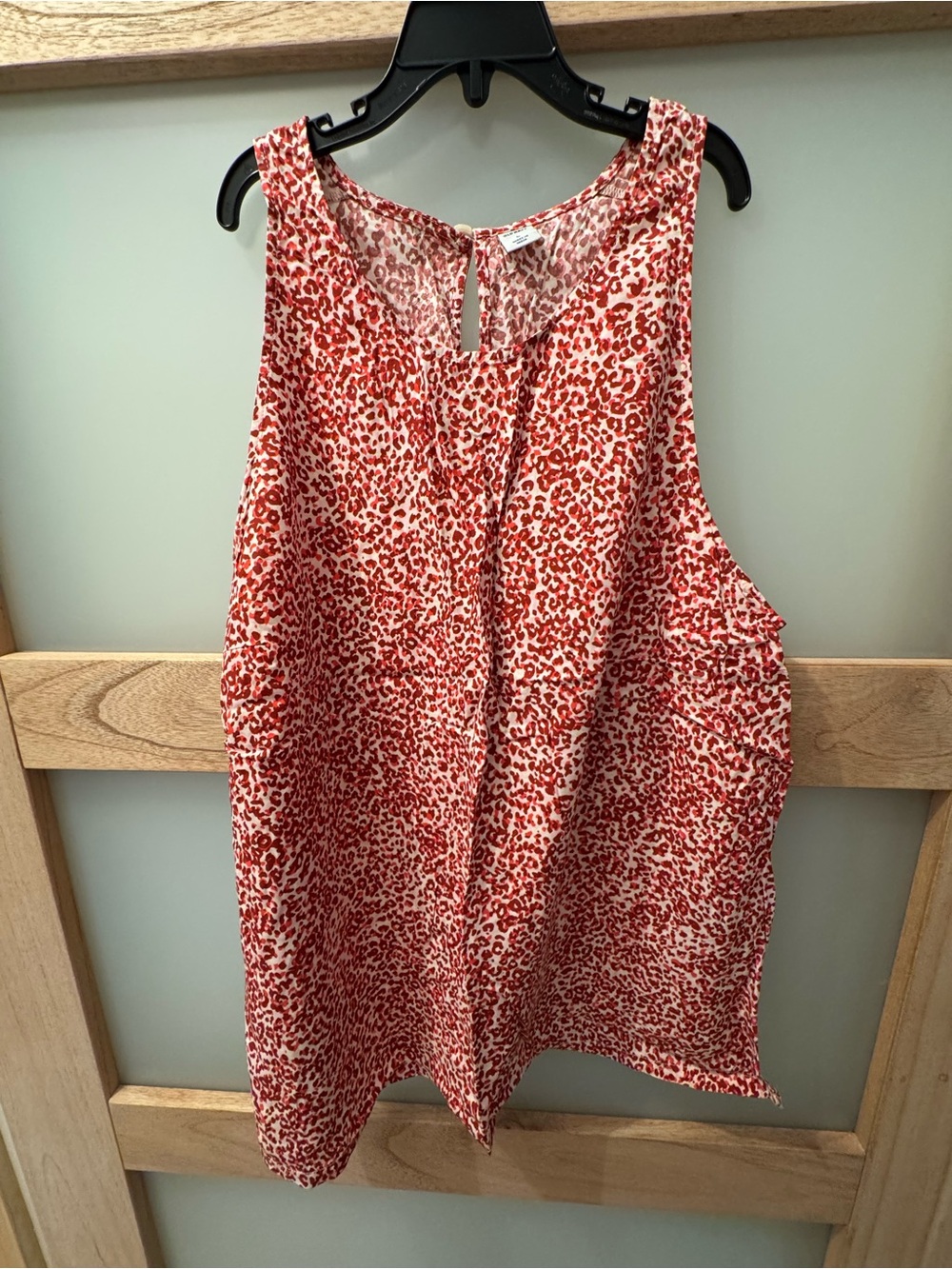 Old Navy Red Printed Sleeveless Camisole